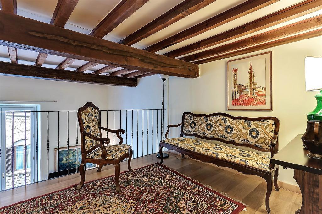 Apartment Tornabuoni Charme *