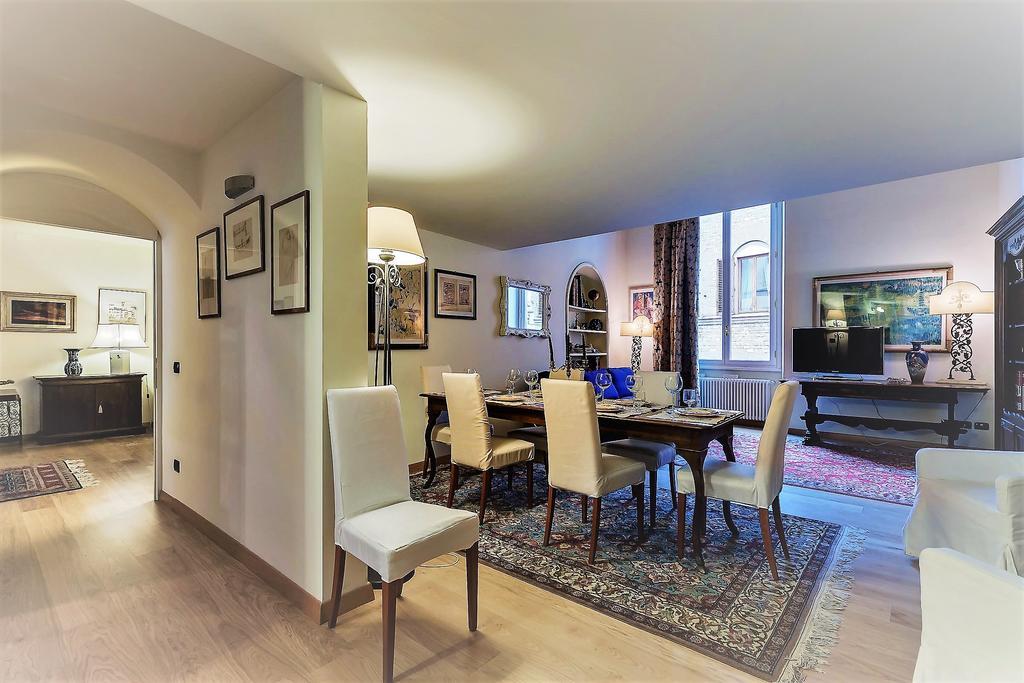 Apartment Tornabuoni Charme