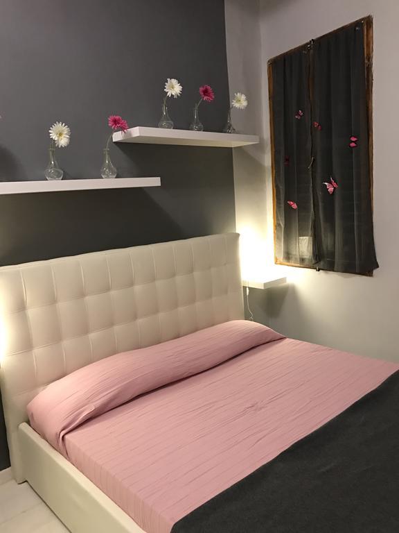 Dante & Beatrice Suites Apartment
