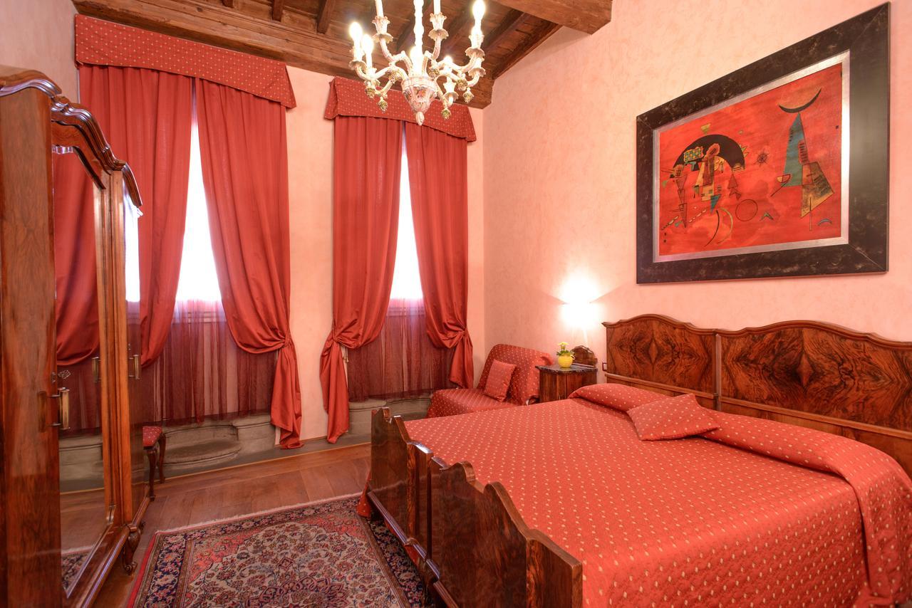 Couette-café La Casa Dei Tintori 3*