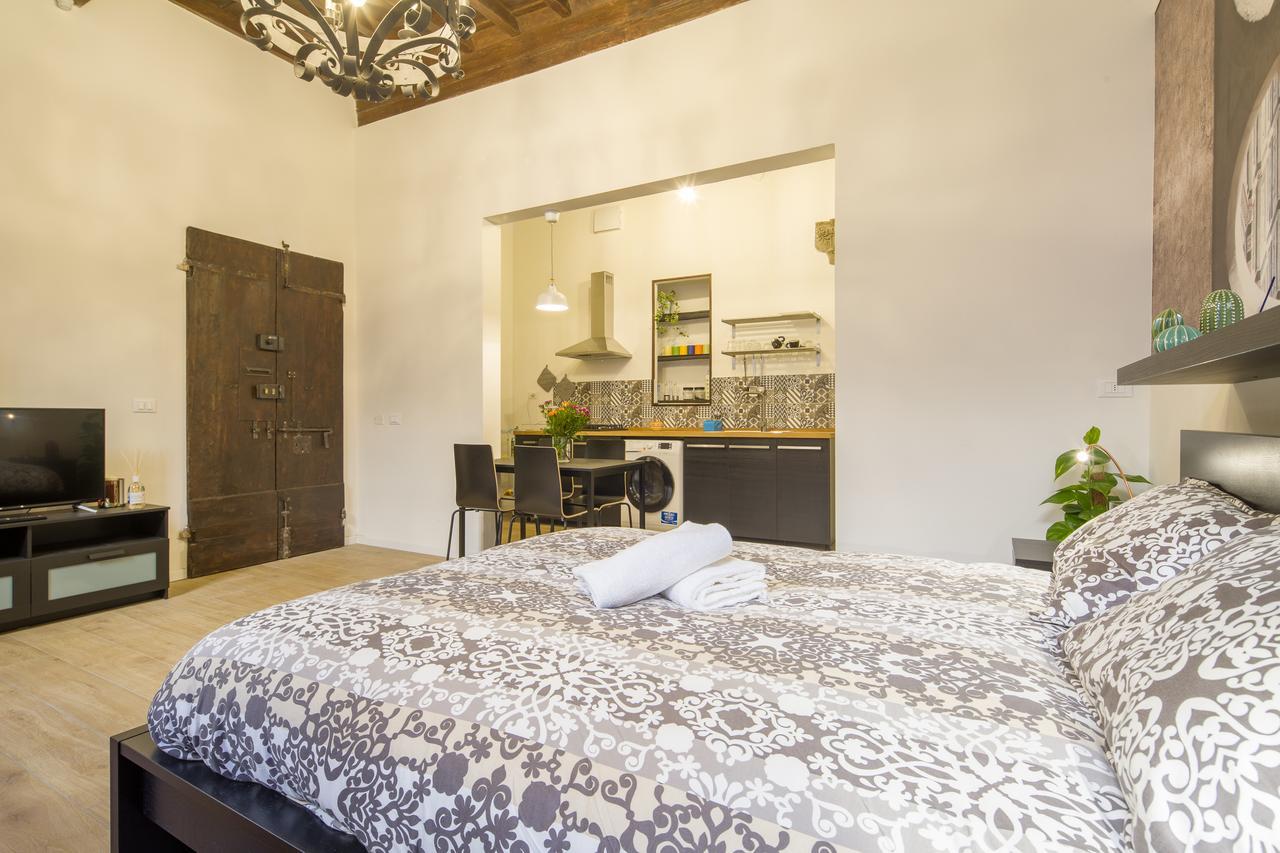 Capponi Apartment Florence