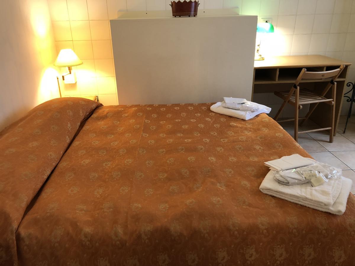 Alex Hostel
