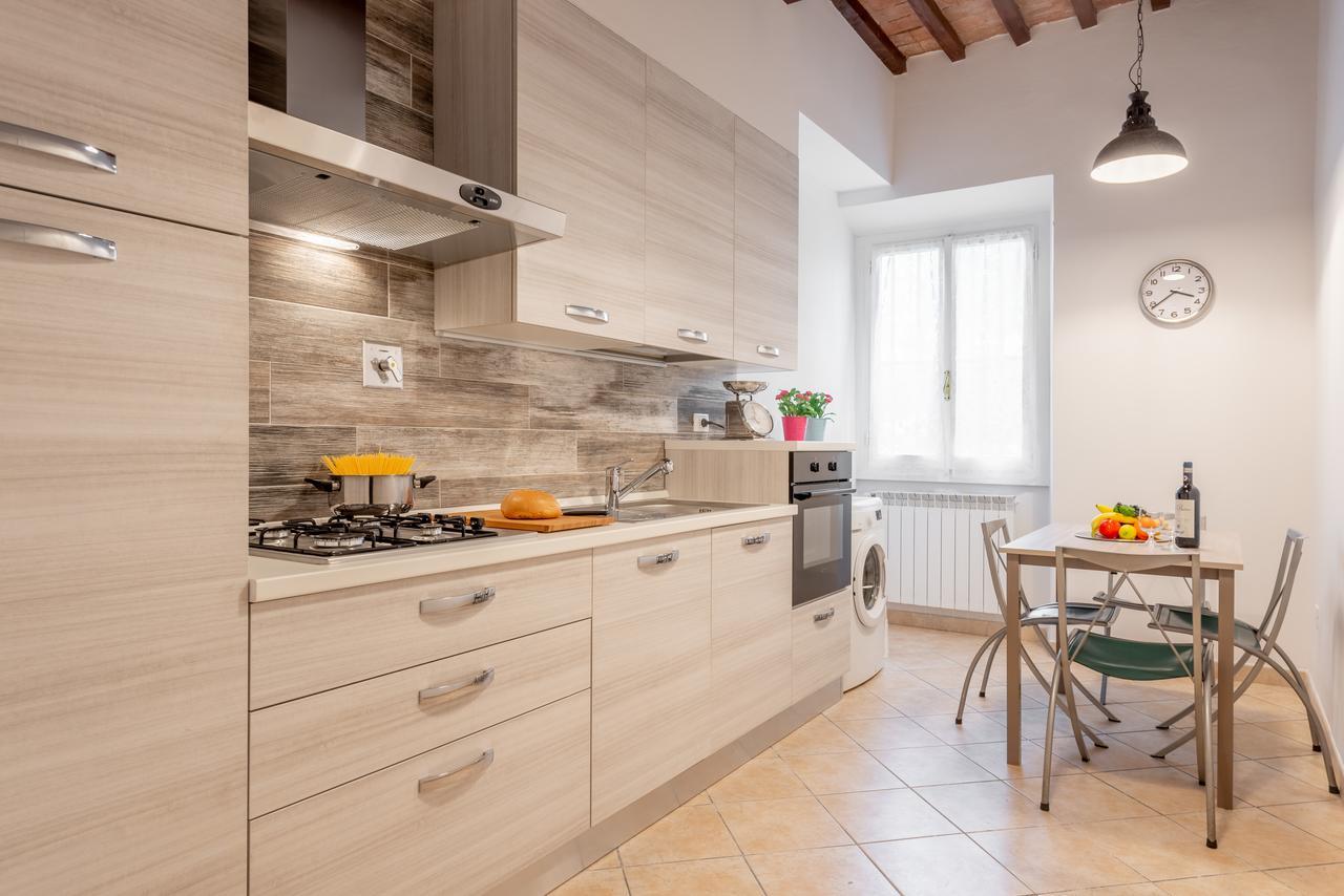 Santa Rosa Place * Florence