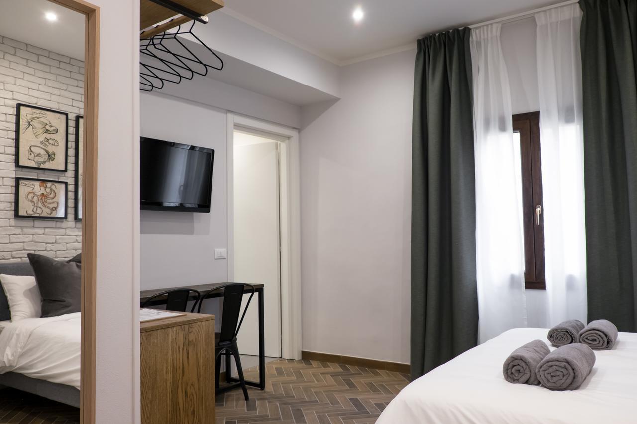 The Gallery 42 Guest house