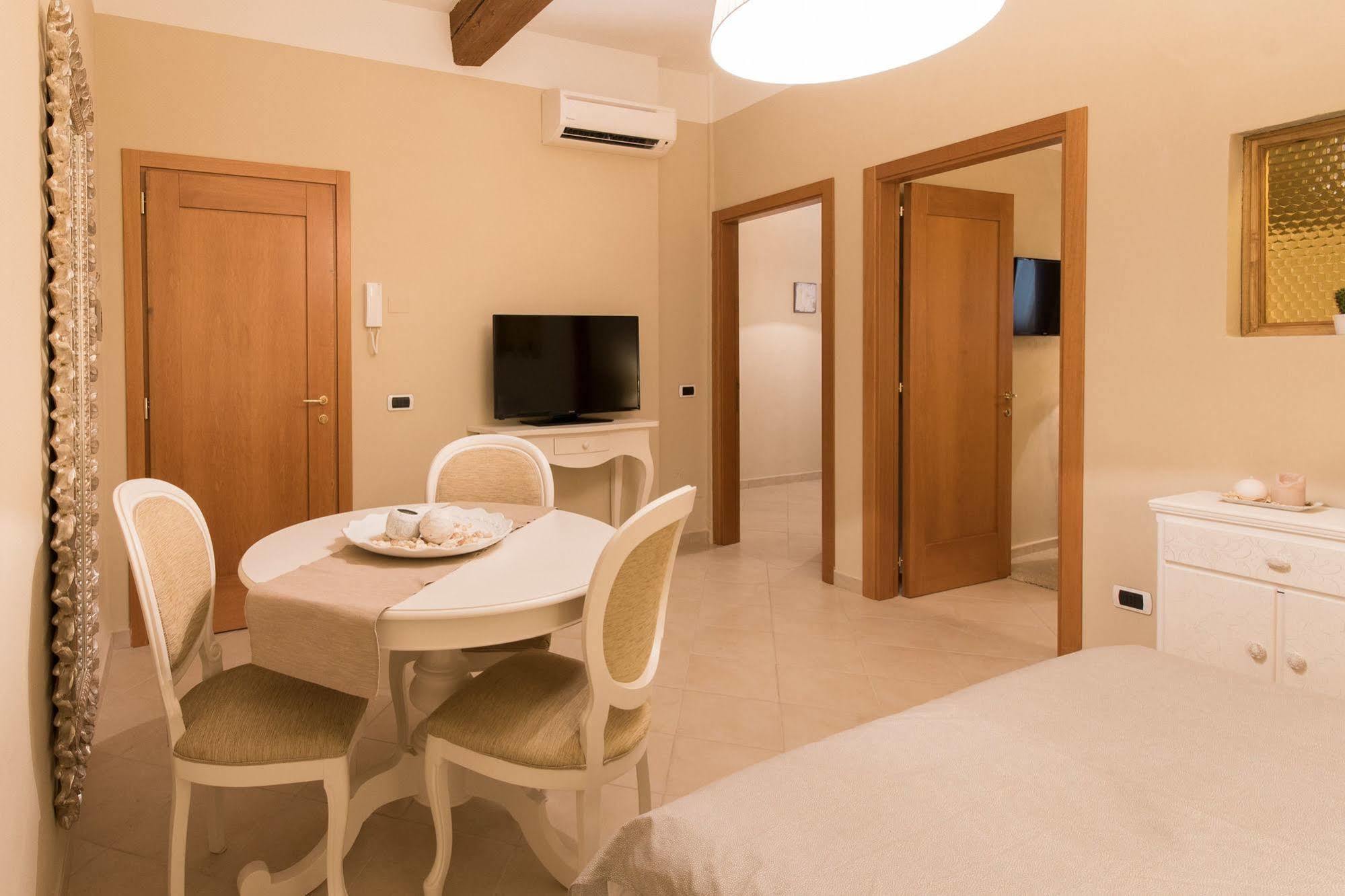 Residenza Marchesi Pontenani Florence