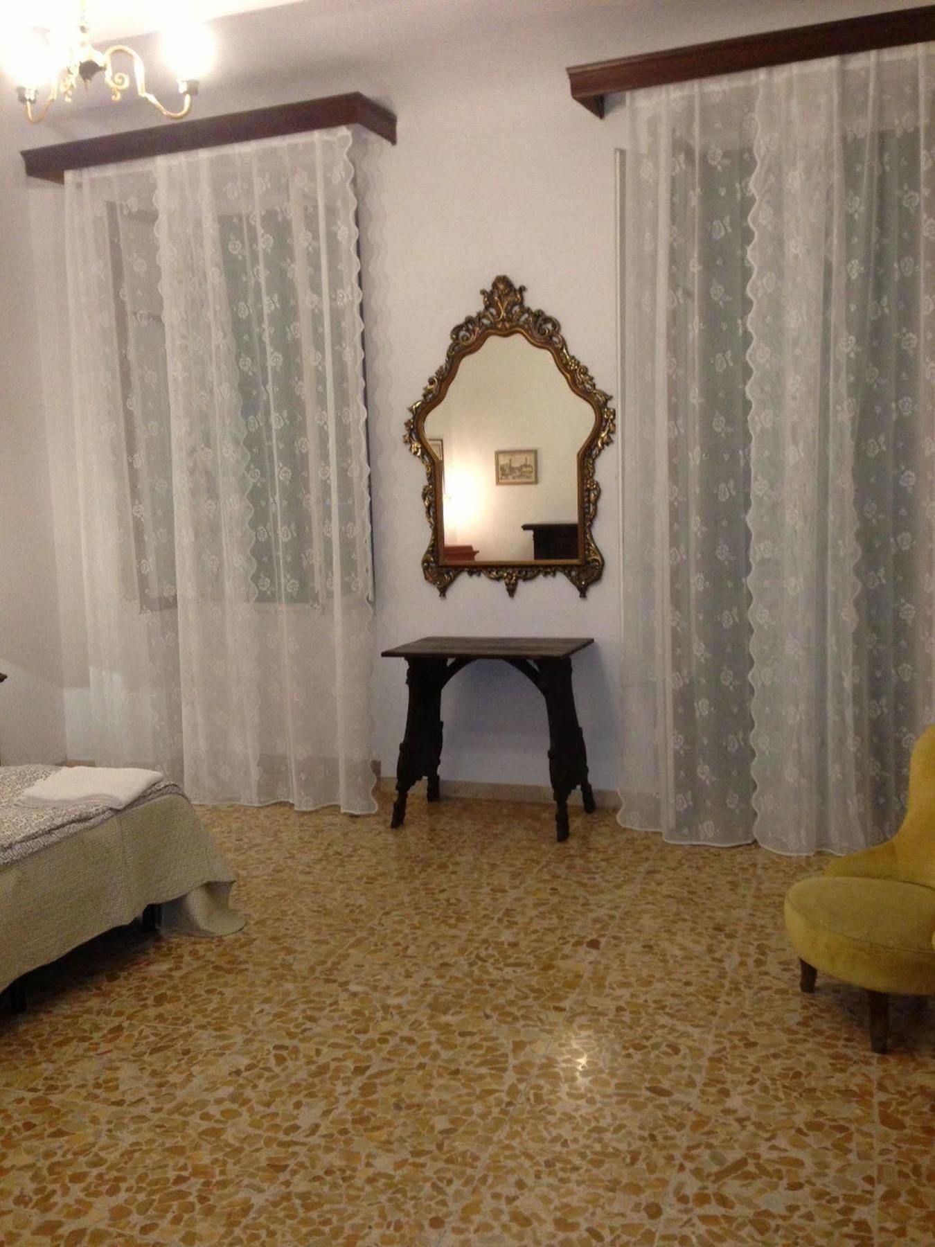Hostel Alex