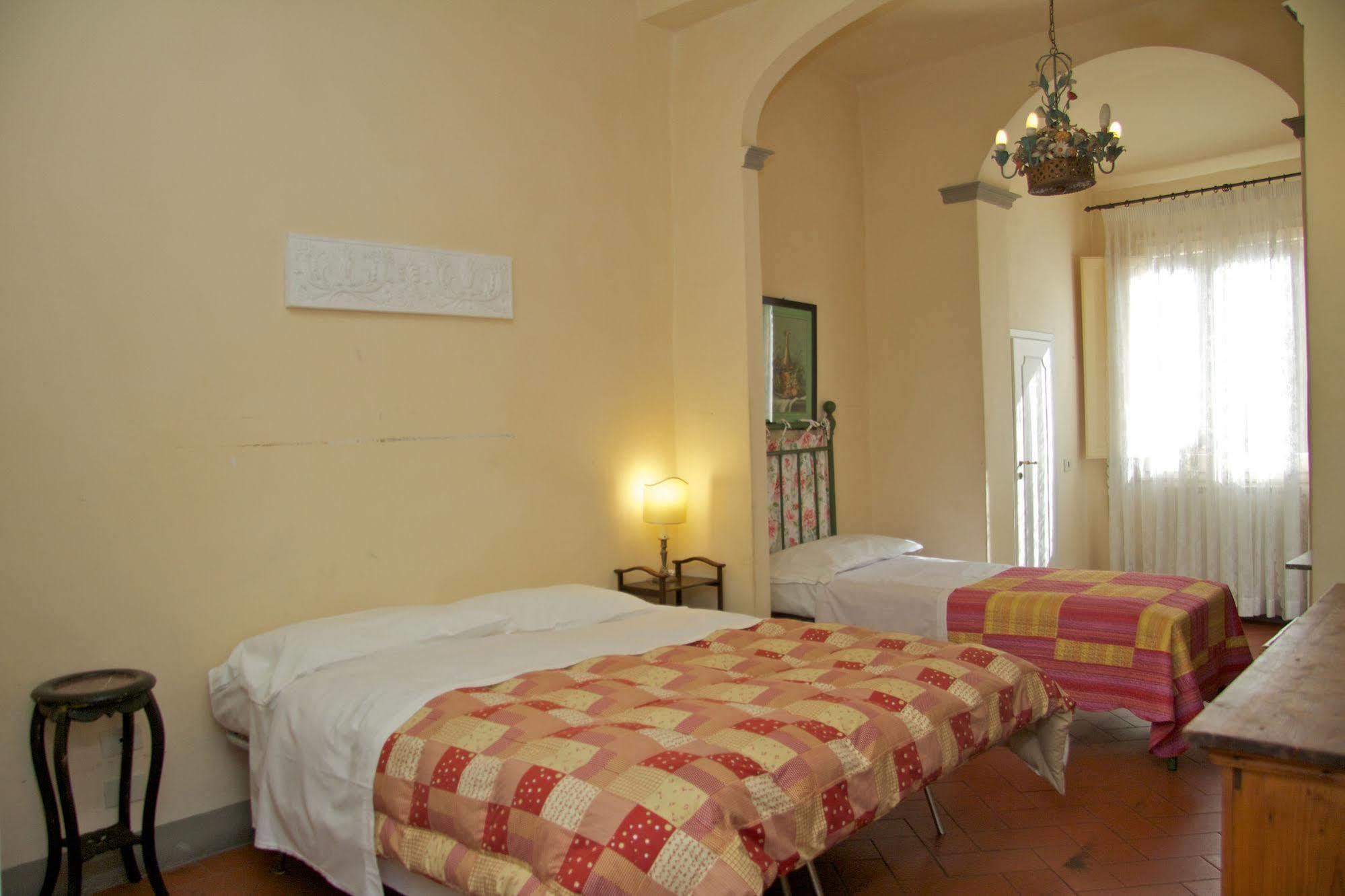 Hostel Alex