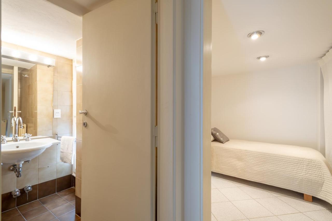 - Novella Balcony Apartment