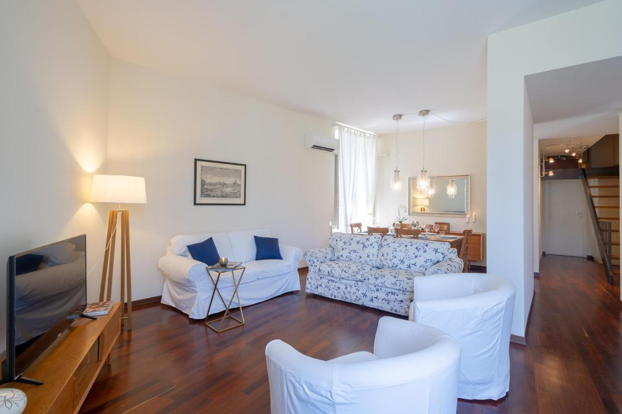 - Novella Balcony Apartment *