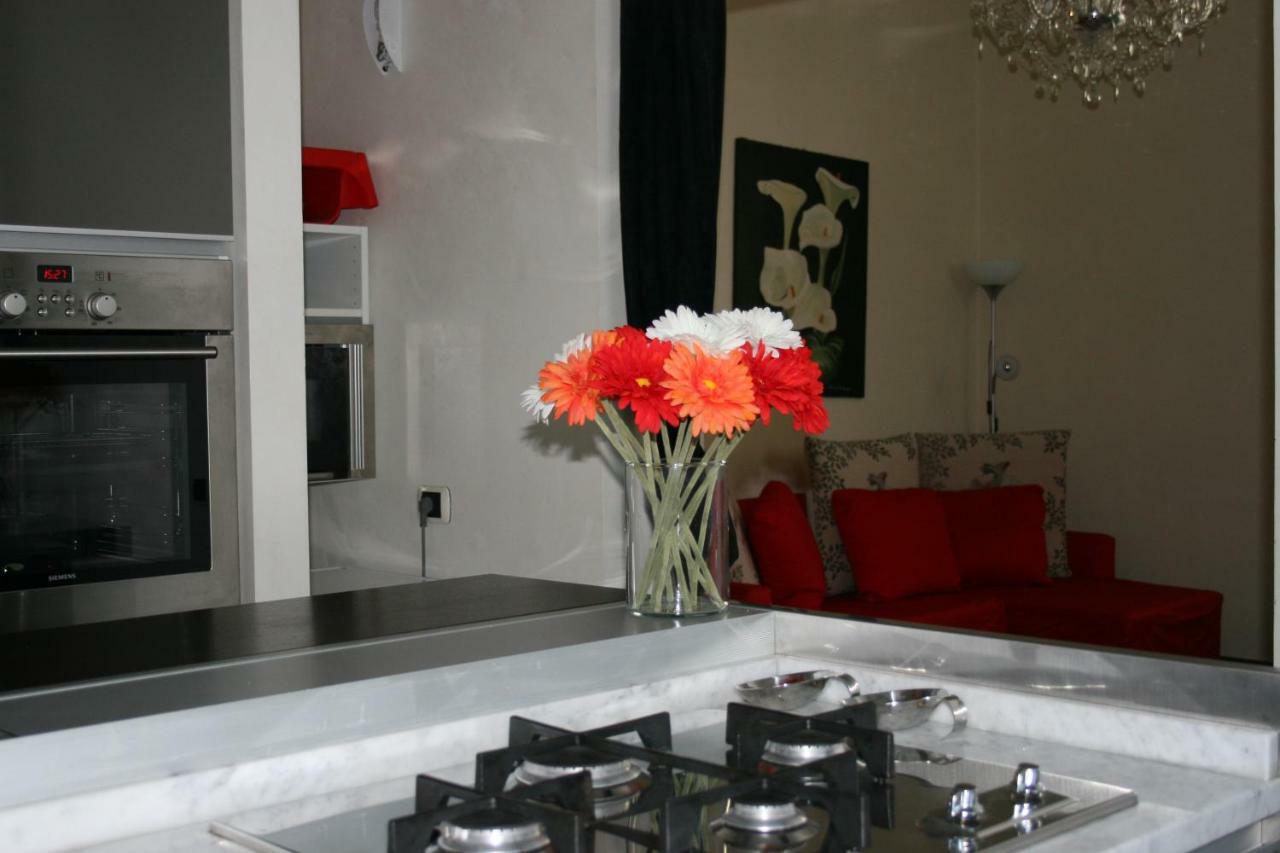 Luxury Rose Apartment *