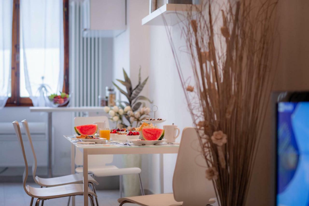 Apartment Novella White Florence