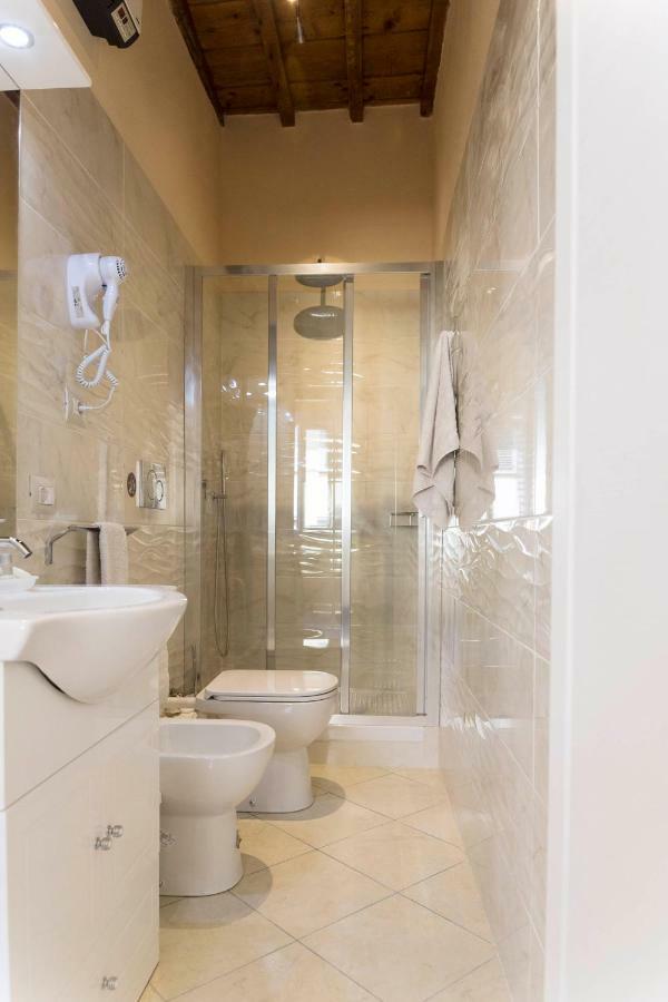 Vasari - Near Smn Station * Florence