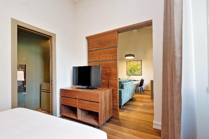 Numa Aparthotel Florence