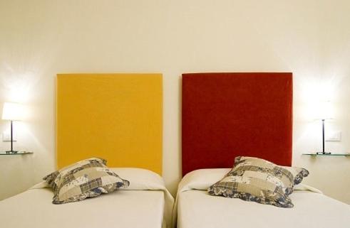 Bed & Bed Peterson Couette-café