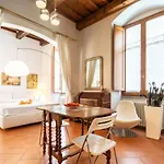 Uffizi Place By Mmega