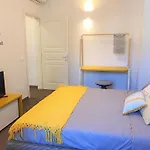 Elegant Yellow Apartment In San Gallo Firenze