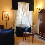 Via Roma Suites