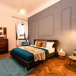 Florentine Palazzo,4 Bedrooms,Historic Center Apt