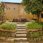 Apartments Florence - Dragomanni Apartment With Garden