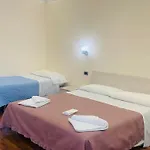 Piccolo Hotel Con Access Ztl !!! Nel Centro Storico Di Firenze !!!