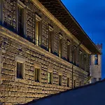 Leoni Suite By Mmega