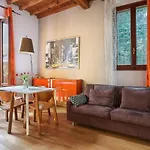 Cellini Bright & Elegant Flat In Florence-Hosted By Sweetstay