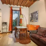 Cellini Bright & Elegant Flat In Florence-Hosted By Sweetstay