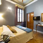 Boutique B&B Torre De\' Conti