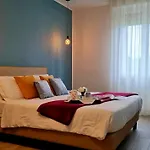 B&B Lorena Suites