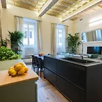 Palazzo Dei Signori Lux Design Loft Apt With View