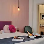 B&B Lorena Suites