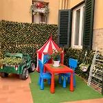 Santa Croce Garden Apartment
