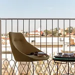 B&B Lorena Suites