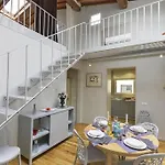Luce Halldis Apartment