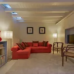 Luce Halldis Apartment