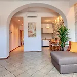 Suite Liberta Charming Flat At The Center Gates