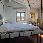 Apartments Florence- Borgo Pinti With Frescoes