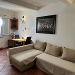 Pitti Apartment