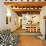 La Ghibellina T