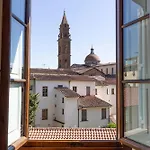 Santo Spirito Deluxe Apartment