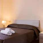 Santo Spirito Deluxe Apartment