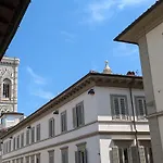 Flowers\' Home Duomo, Central And Spacious