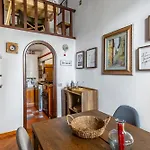 Renaissance Romance - Florence Gem Apartment