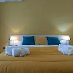 Villa Lia - Apartment In Villa With Private Garden And Pool