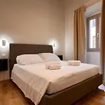 Sprone Apartments In Florence