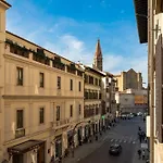 Via Panzani 16 - 2Do Piano - Annalisa - Nuovo, Centrale E Confortevole Vicino Al Duomo