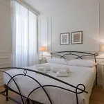 Signoria View- Scenic Overlooking Loft