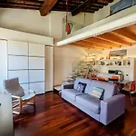 Cavour Suite Mezzanine By 360Rentals