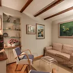 Apartments Florence Dante Aligheri