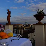 Toccando Il Duomo Con Un Dito